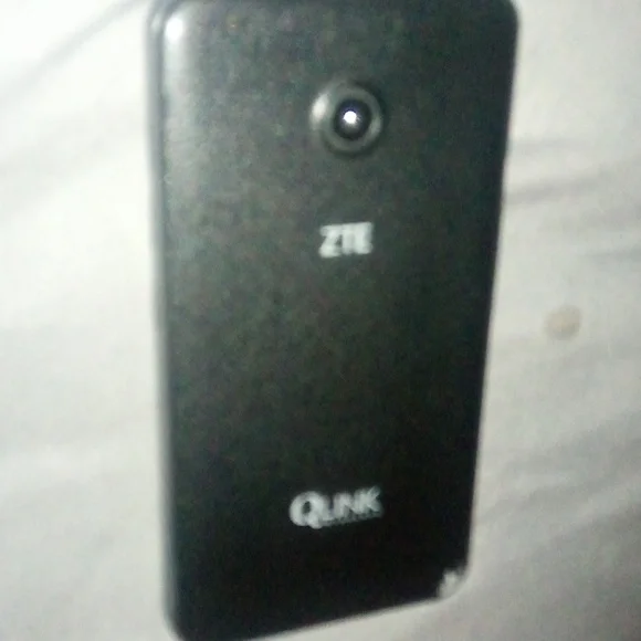Qlink wireless zte black